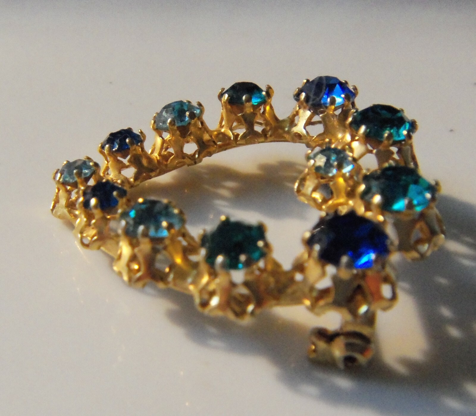 Signed AUSTRIA Light/Dark/Teal Blue Crystal Rhinestone Heart Pin