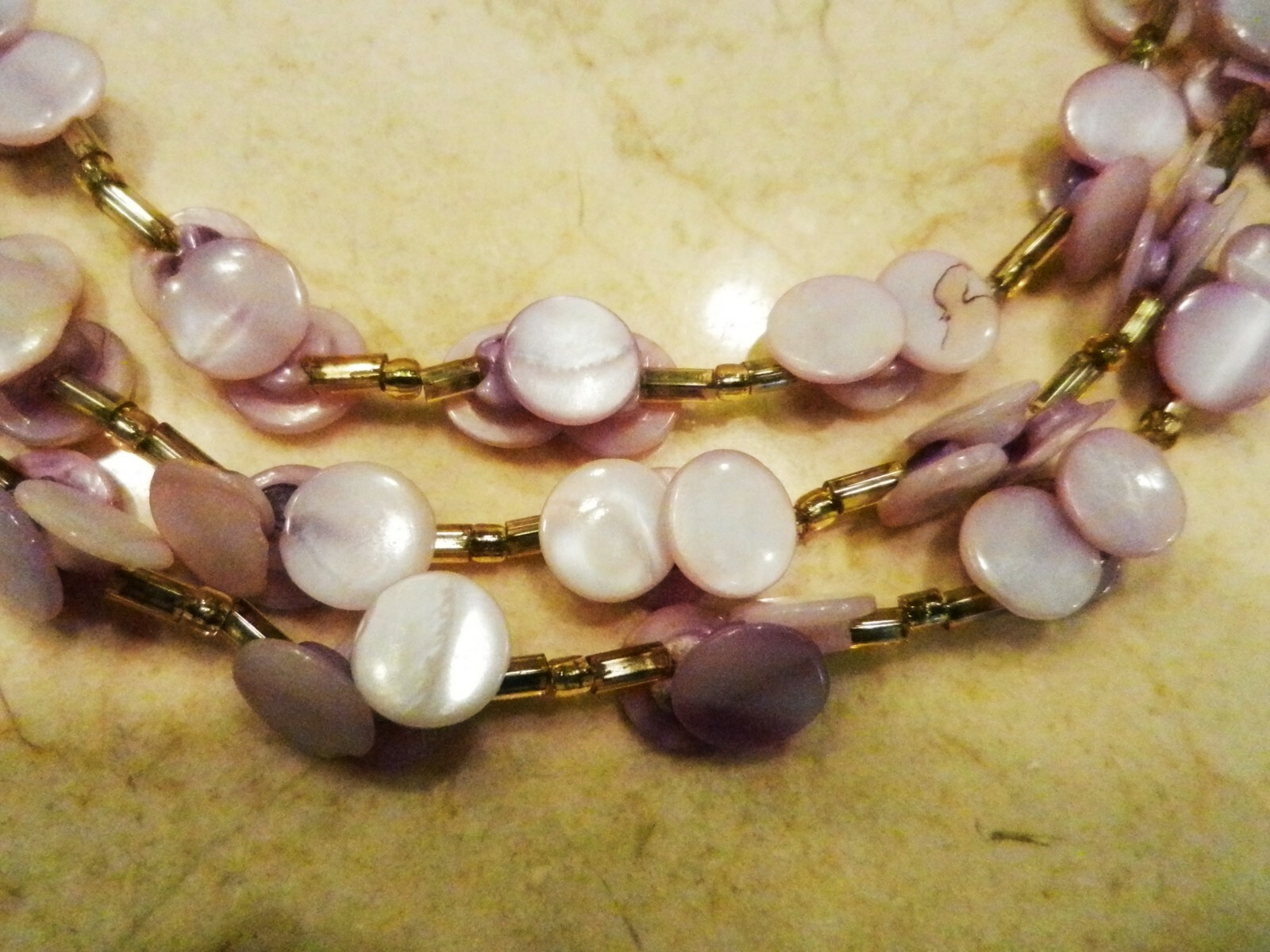 Japan Lucite 3-Strand Lozenge MOP Purple Buttons Choker Necklace 16″-18″-Vintage
