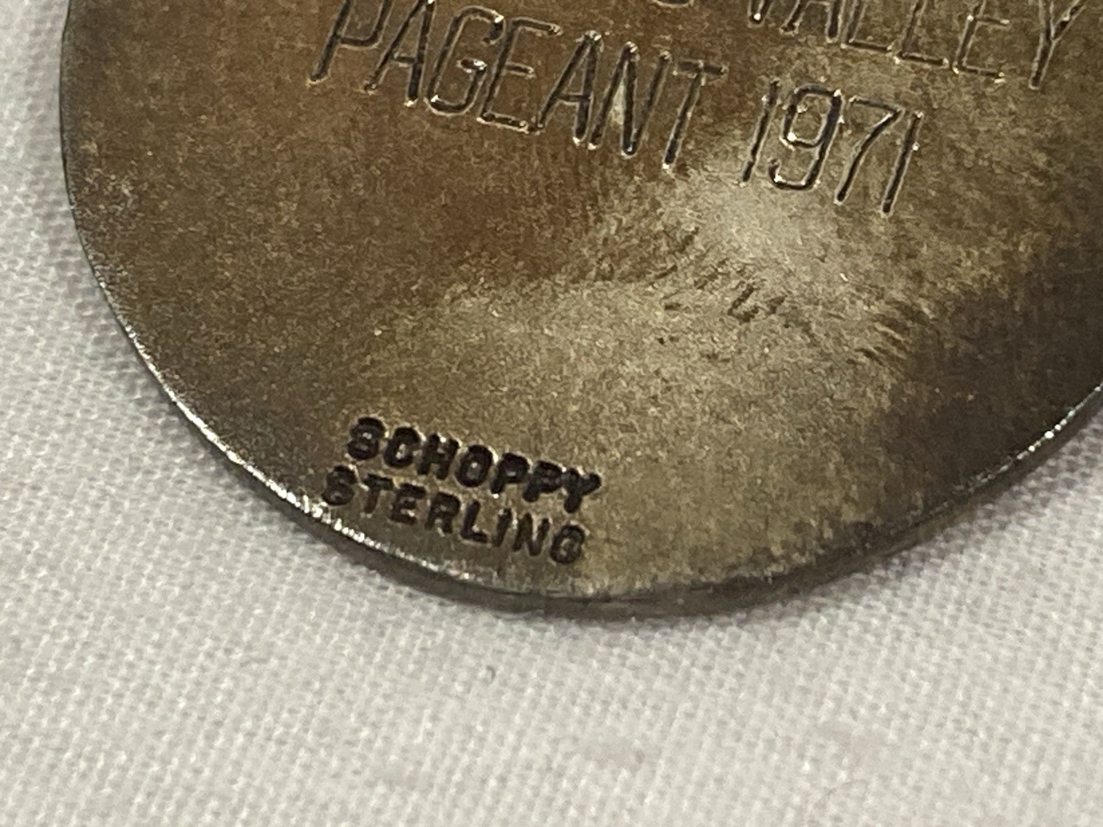 Vintage 1971 MISS AMERICA FABULOUS VALLEY PAGEANT Sterling Silver Charm Pendant