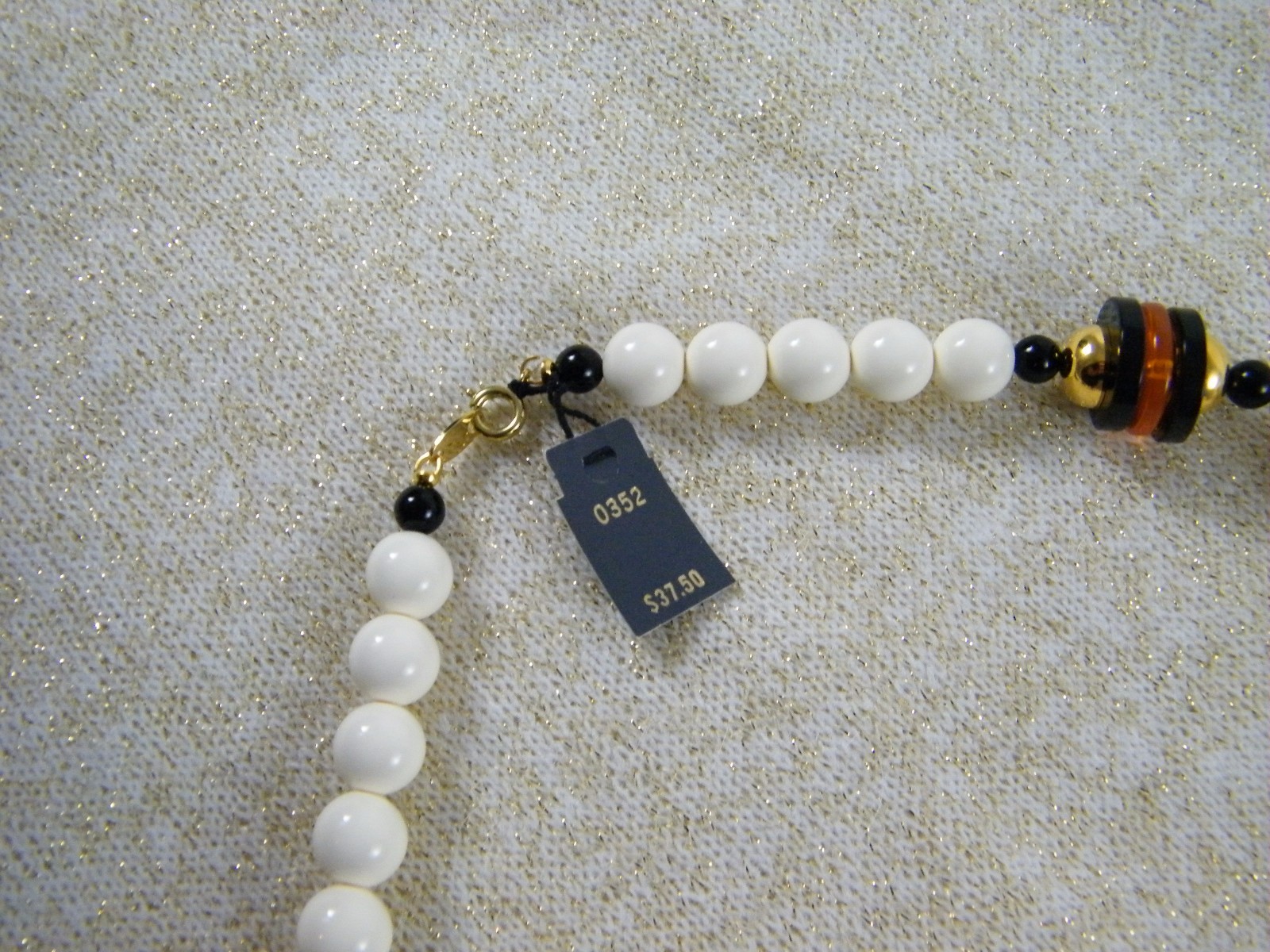 VINTAGE NEW TRIFARI ~ CREAM / BLACK / ORANGE / GOLD TONE BEAD ~ 30″ NECKLACE