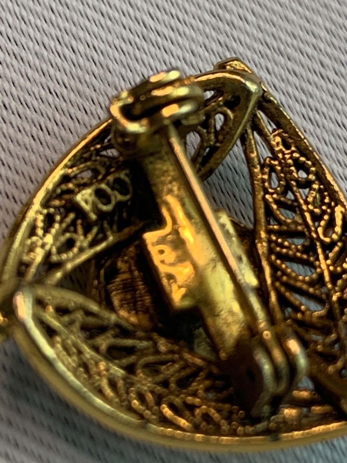 Vintage Signed Tacoa Brooch Gold Tone Filigree Mother of Pearl Center Pin