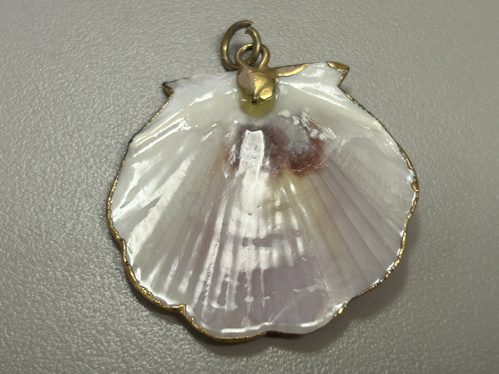 Vintage Pink And White Sea Shell Pendant Yellow Gold Rim
