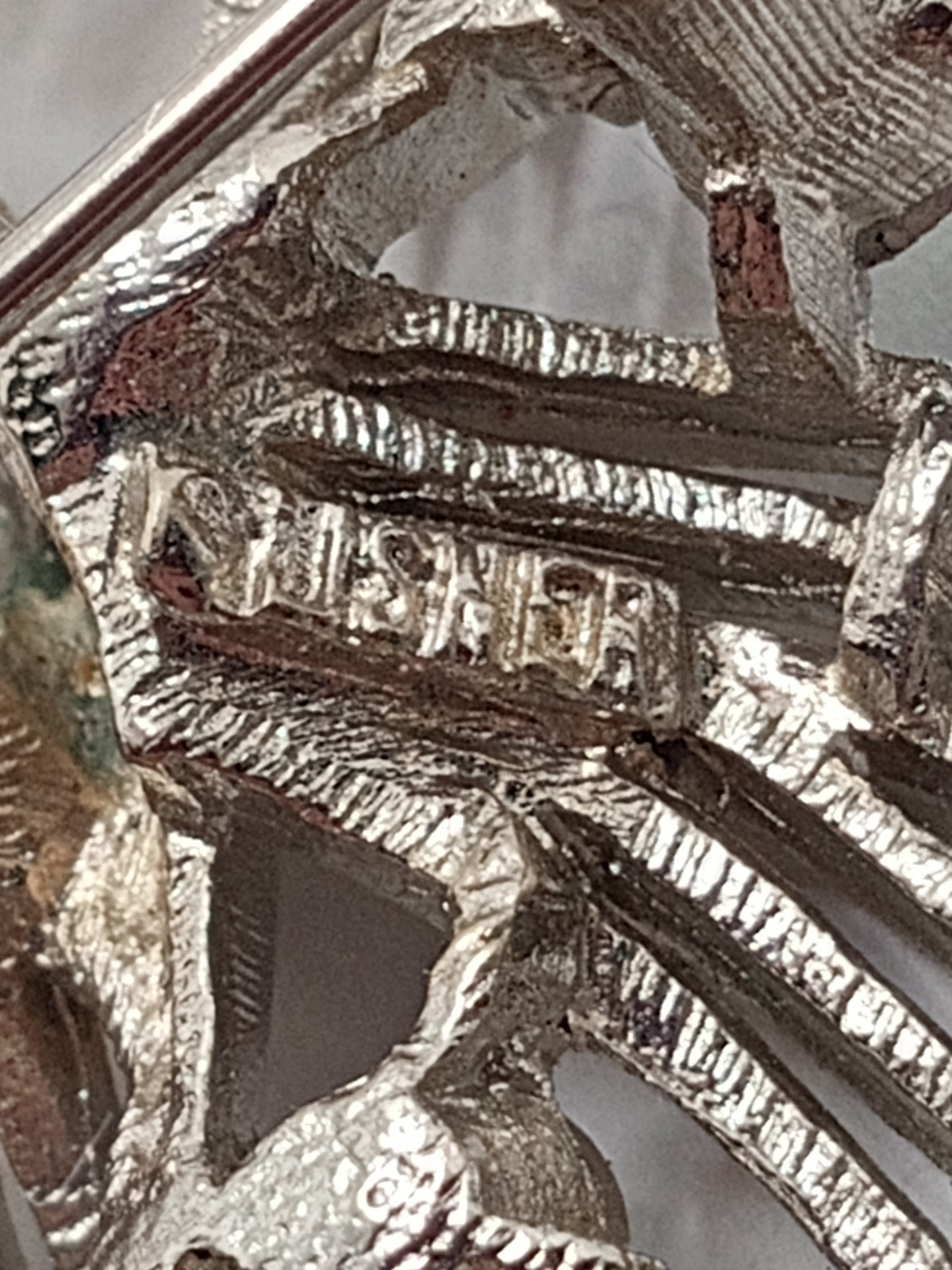 Vintage Signed Lisner Silver Tone Rhinestone Swirl Ribbon Brooch Pin