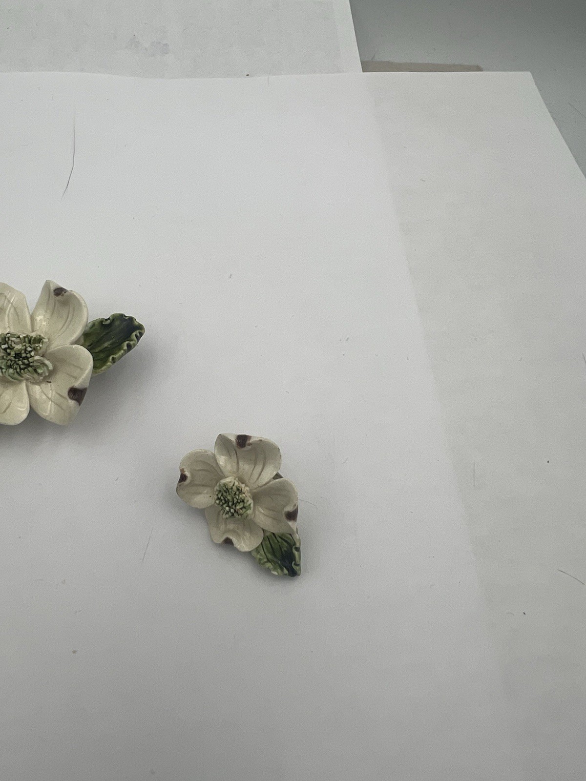 Vintage Dog Wood Brooch & Clip Earrings SET