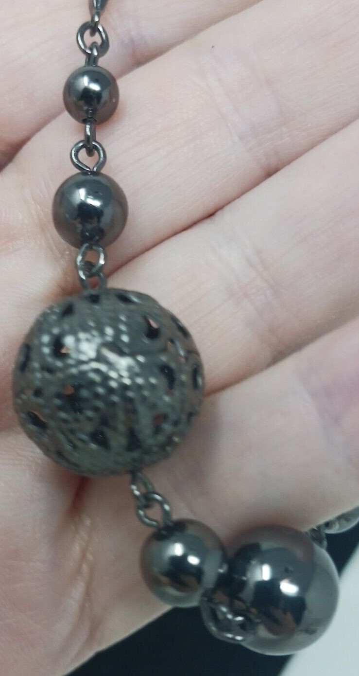 Express Gunmetal Tone Bar Link Ball Filagree Openwork Bead Station Necklace J8Db