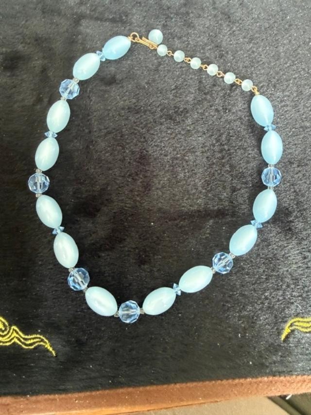 Vintage Necklace Gold Tone Blue Glass Bead 36″