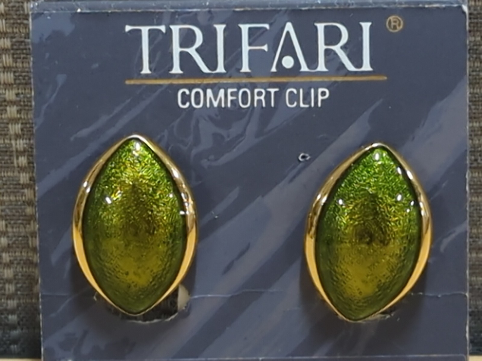 Vintage Trifari Comfort Clip Lime Green Enamel & Gold Oval Clip on Earrings NOS