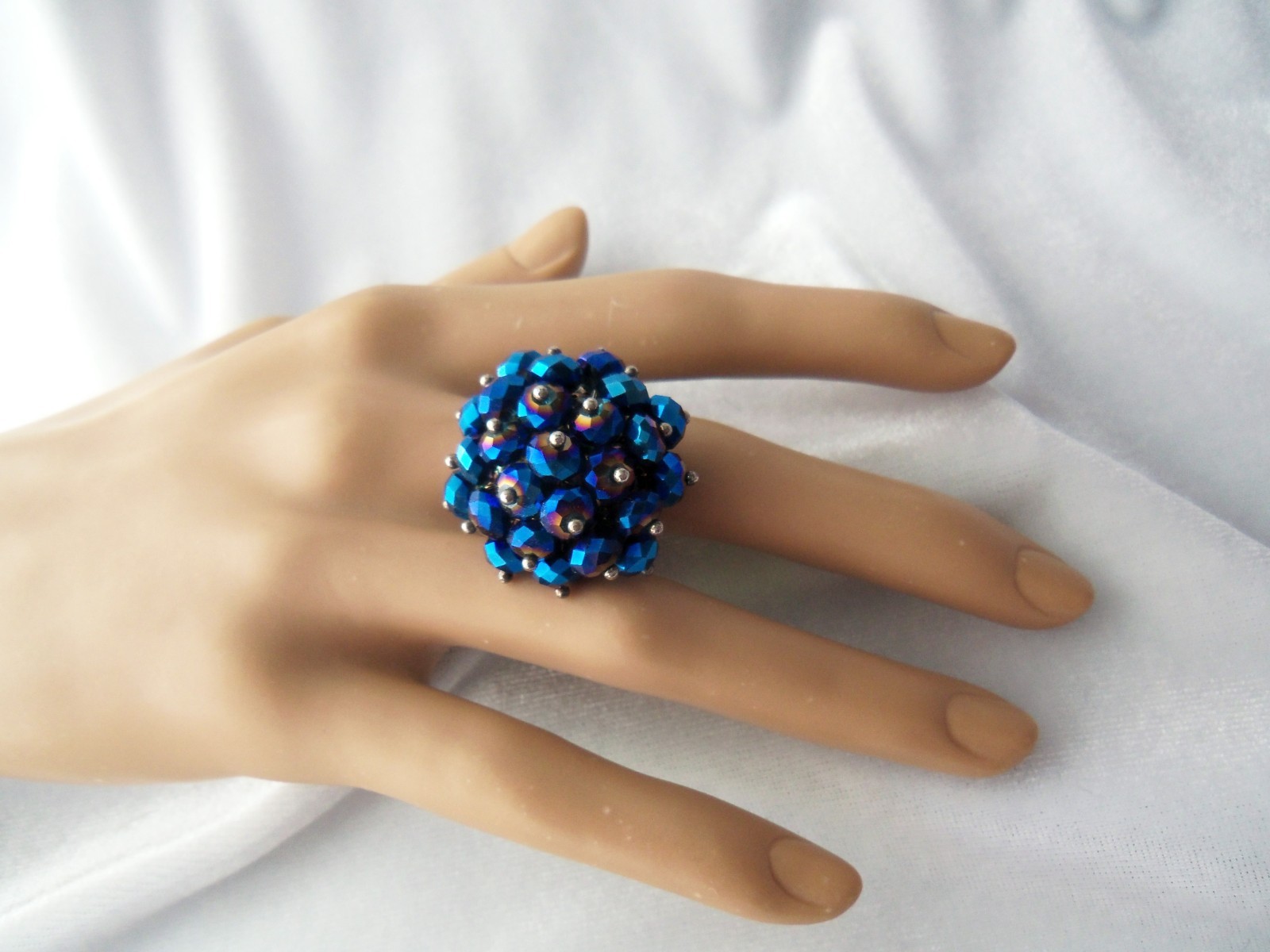 Iridescent Blue Crystal Bead Cluster Silvertone Stretch Band Ring