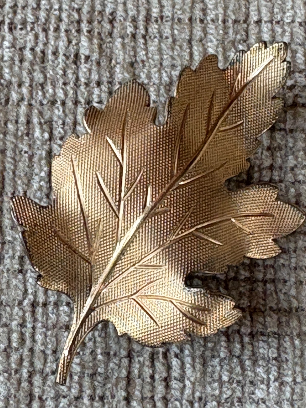 Vintage Winard Leaf Brooch/pin, 1/20 12k gold filled, approx 2”, nice