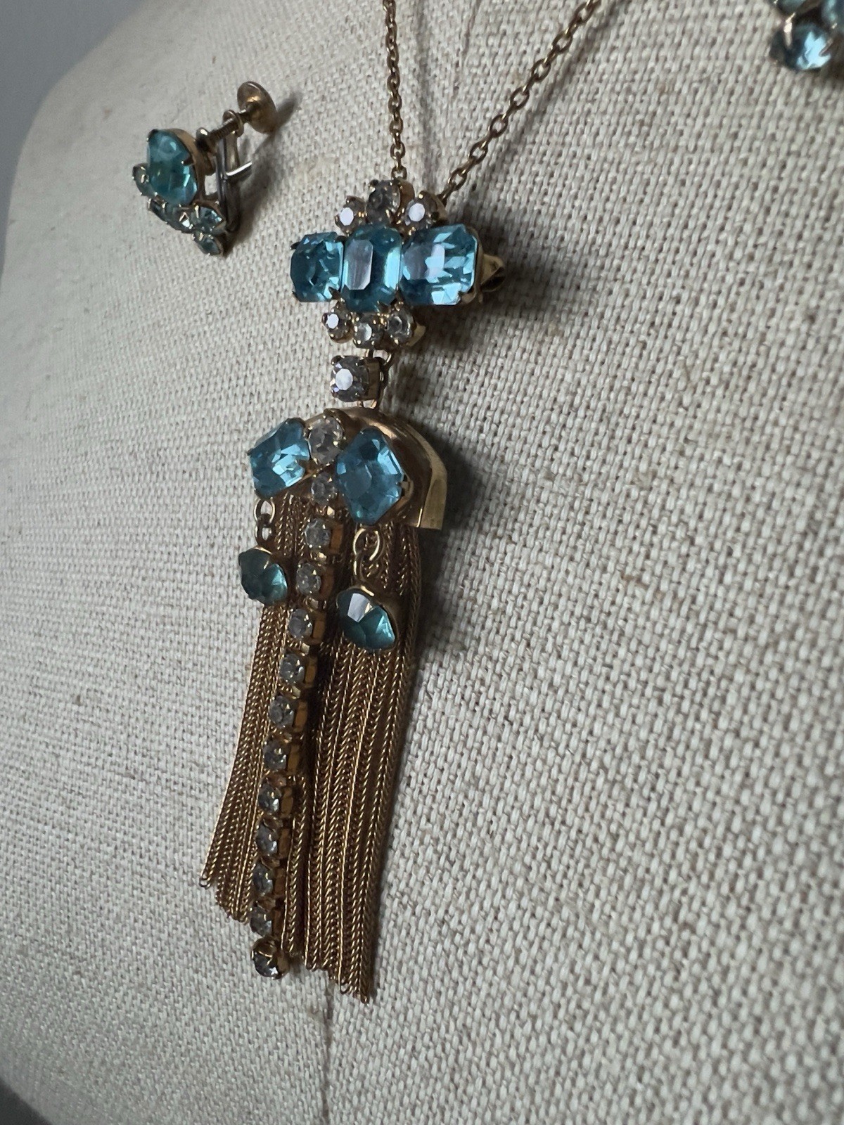 Vintage Aqua Rhinestone & Faux Pearl Jewelry Set – 3 Pieces – Gold Tone