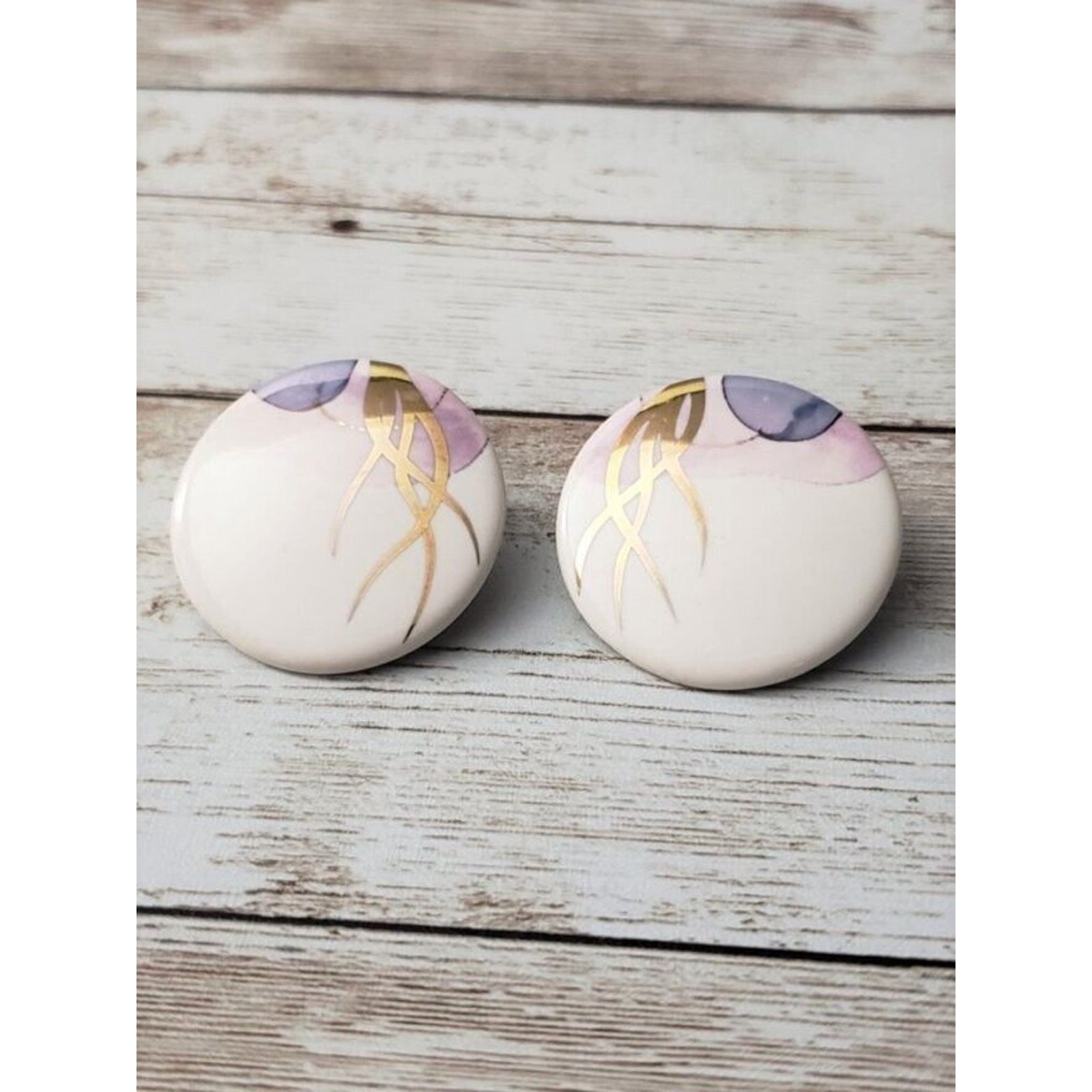Vintage Clip On Earrings – Stunning Off White with Gold Tone & Pastel Design