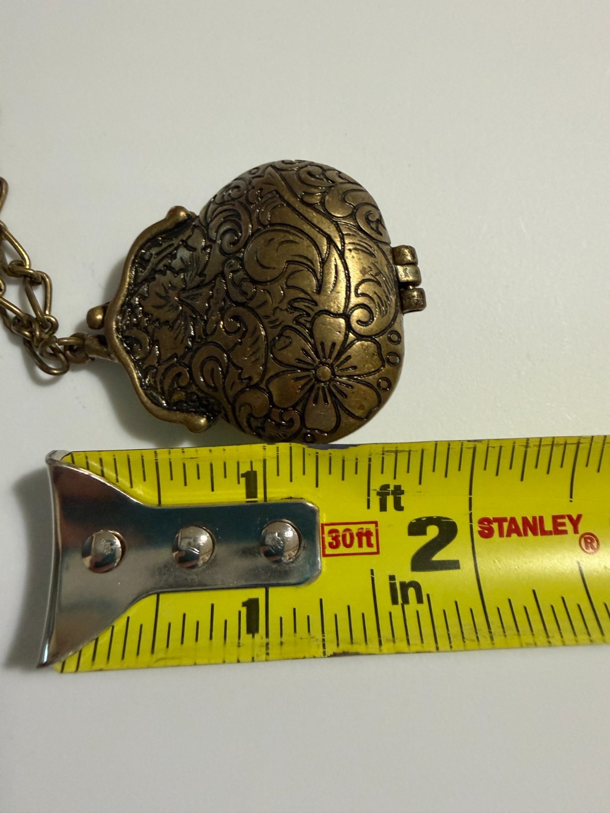 Vintage-Style Ornate Embossed Chatelaine Coin Purse Locket Necklace Floral Brass
