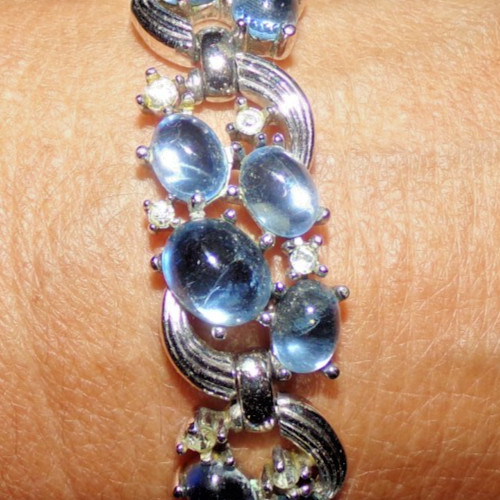 (RARELY USED)—signed CROWN TRIFARI moonstone type bracelet-OMG!!