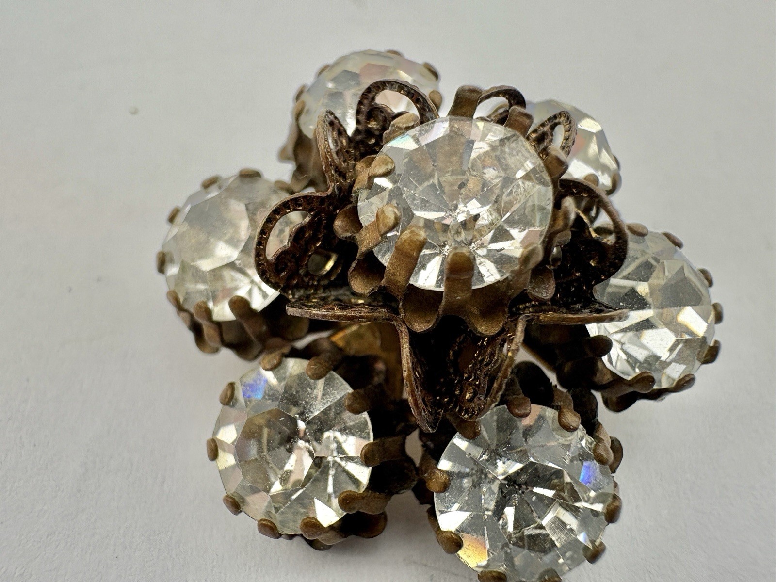 Vintage Large Brass Clear Fine Round Rhinestone Floral Brooch pin