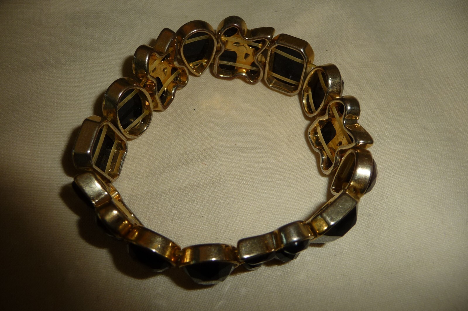 A#1/19X BRACELET GOLD TONE w BLACK STONES STRETCH “FOR WIDE WRIST ” 3/4″ W