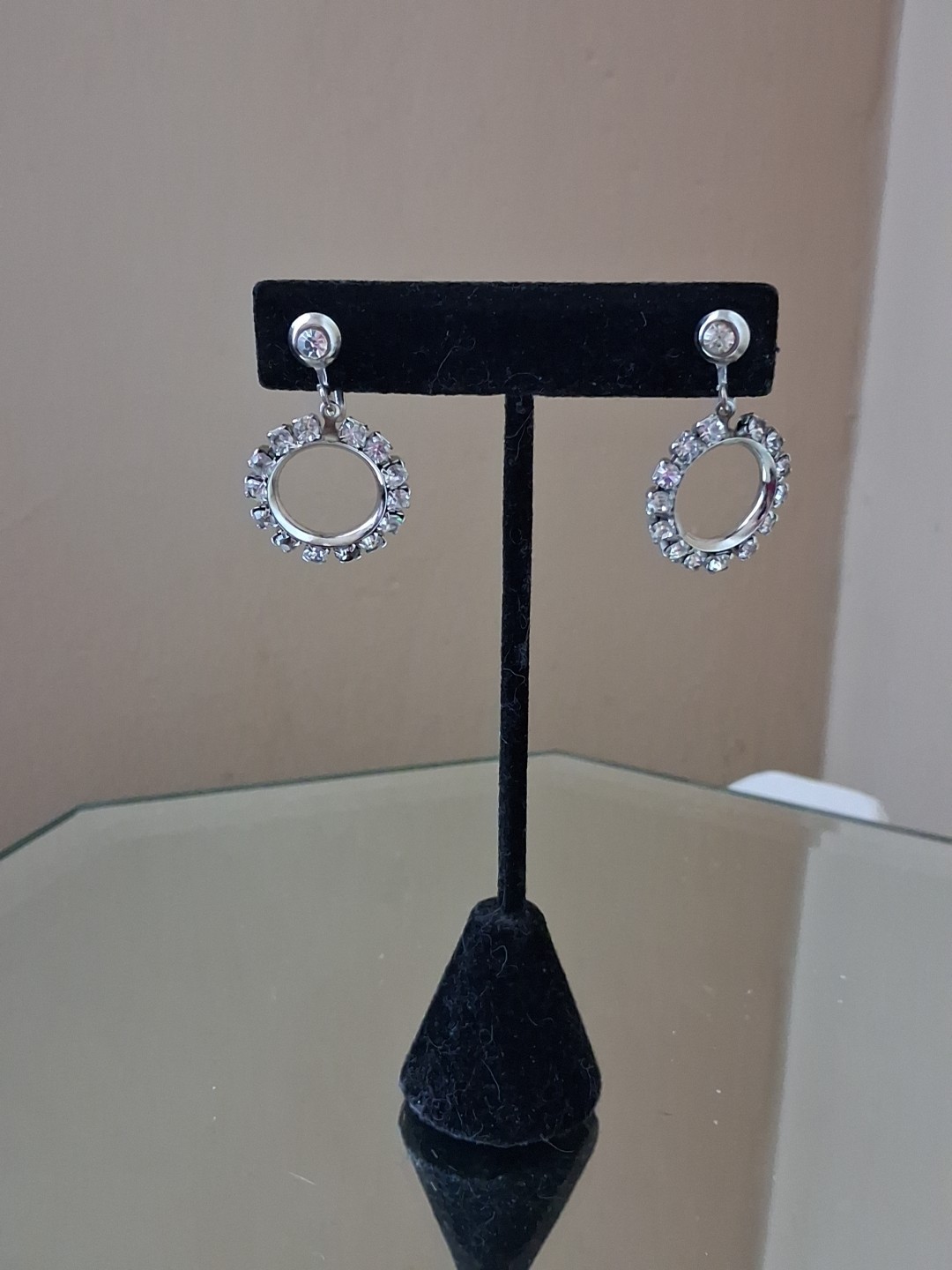 Vintage Lot Of 4 Screw Back Earrings 1930’s – 1950’s