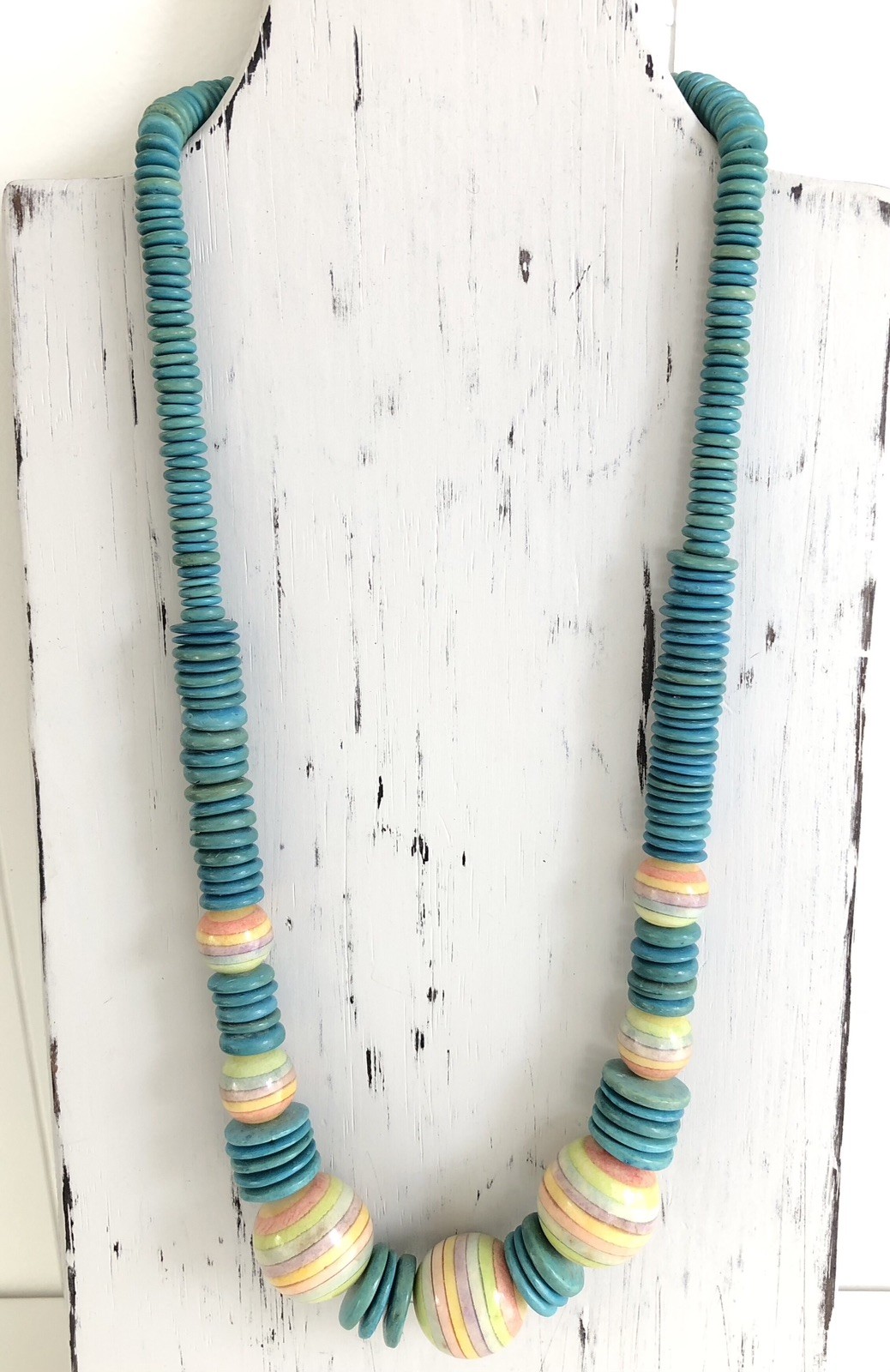 Vintage Chunky Turquoise Blue Stone Bead Necklace