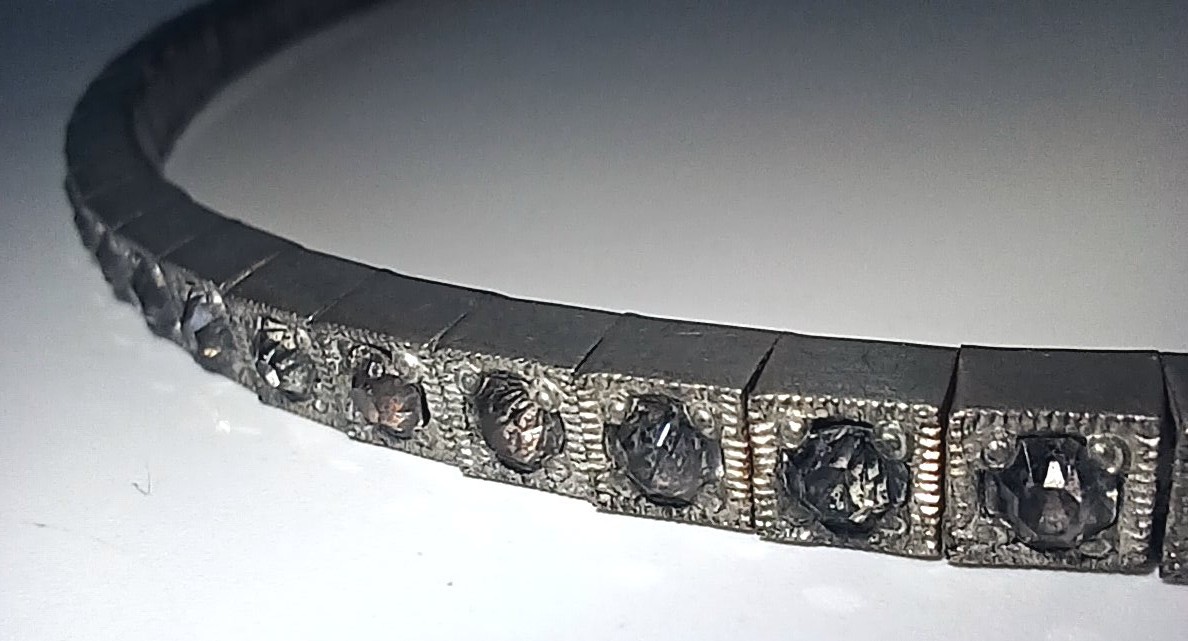 Vtg (Antique?) Silver-tone Clear Rhinestone Rigid Tennis-style Necklace 16″