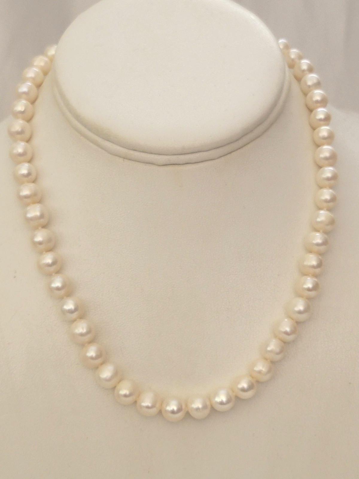 Vintage Hand Knotted Freshwater Pearls Copper Ball Box Clasp Necklace 16.5″ L