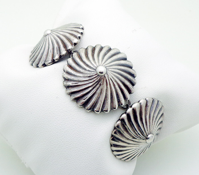 Los Castillo Mexico 7″ Sterling Silver 1-1/8″ Diameter Link Bracelet 50 Grams