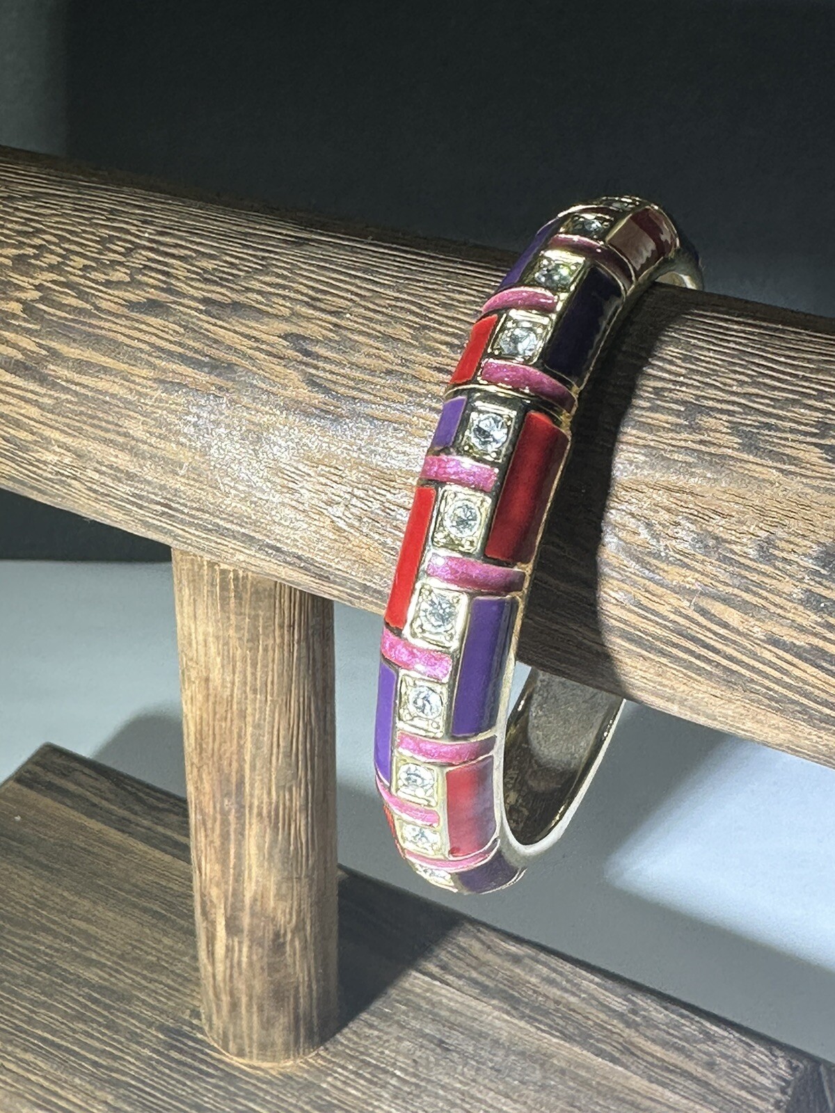 Enamel Rhinestone Hinged Clamp Bracelet – Sparkly Red Purple Pink – Goldtone EUC
