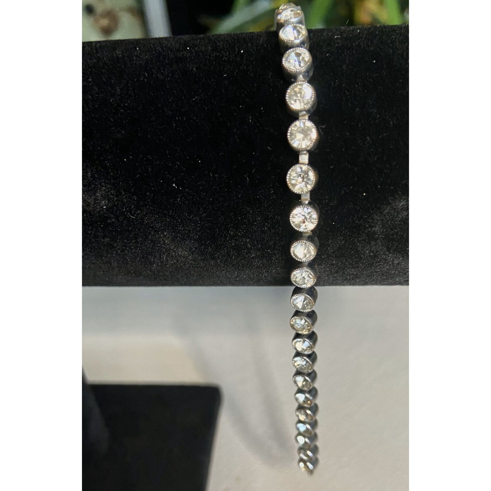 Vtg Rhinestone Crystal Tennis Bracelet 7.5” Cup Settings Glam Sparkle Classic