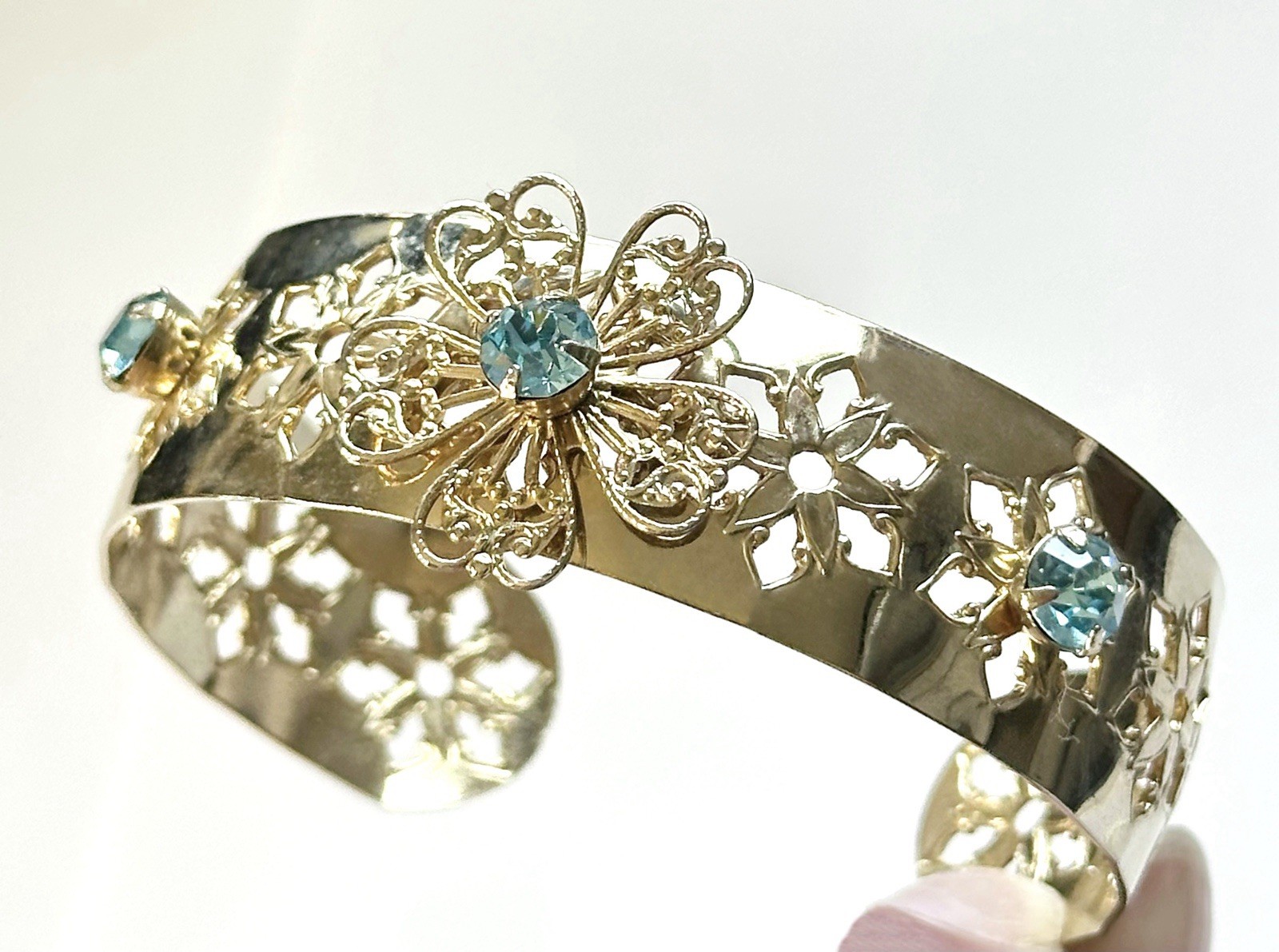 Vintage Set Rhinestone Brooch Pendant Blue Glass Prong Cuff Chain Clip Earrings