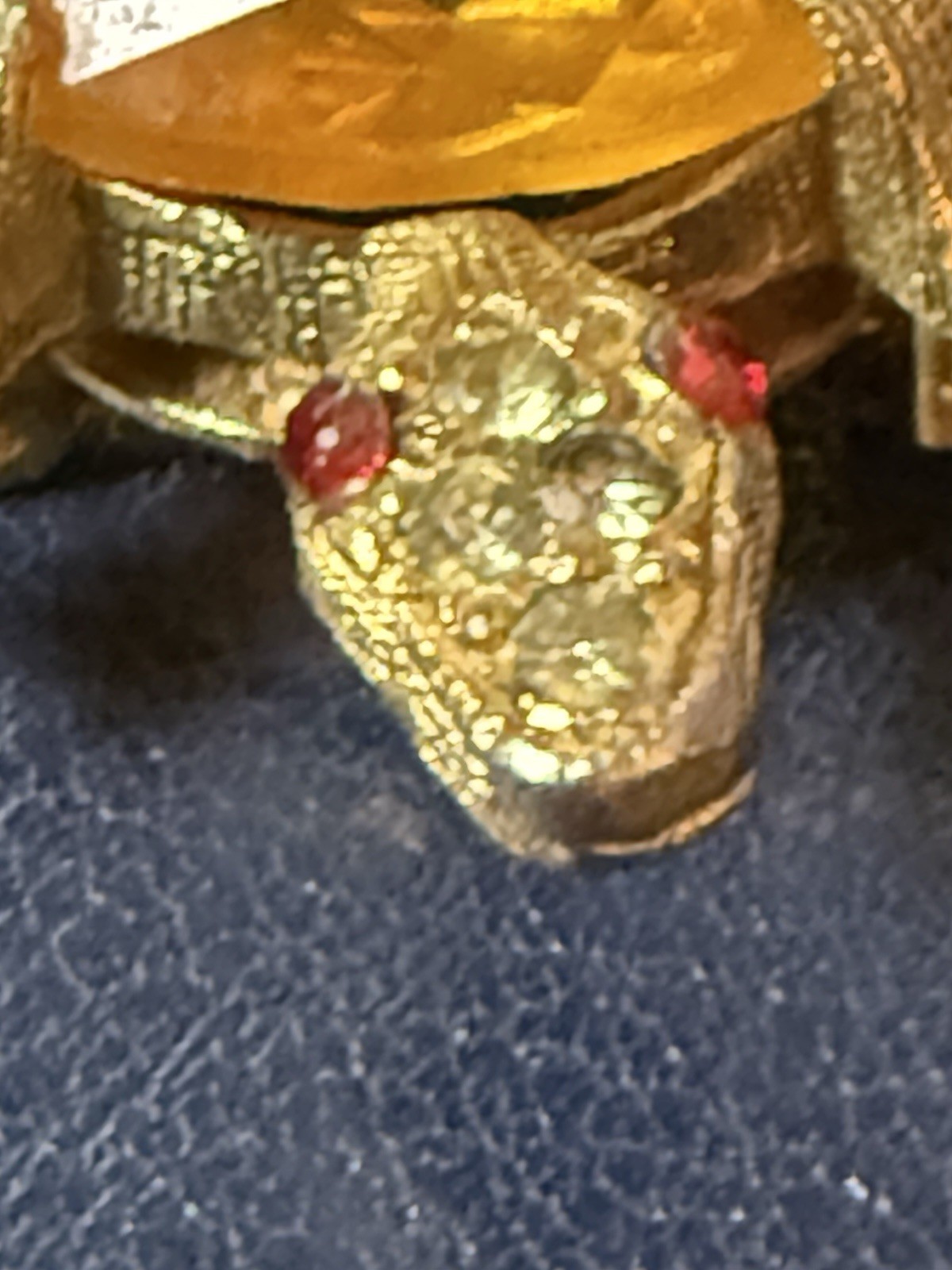 Gold Tone Yellow Faceted Clear Red Rhinestone Turtle Brooch Pin, M564