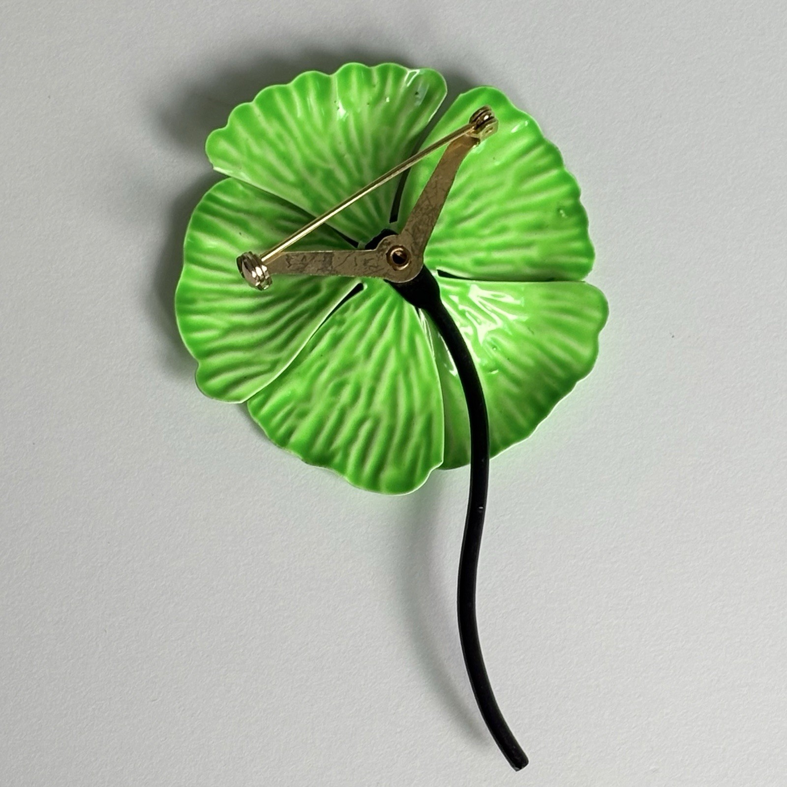 Mod Vintage 1960’s Lime Green Enamel & Rhinestone Poppy Flower Brooch Pin
