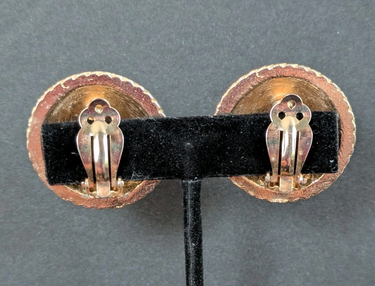 Gay Boyer Earrings Clip On Round with Cream Color Gold Tone Classic Vintage