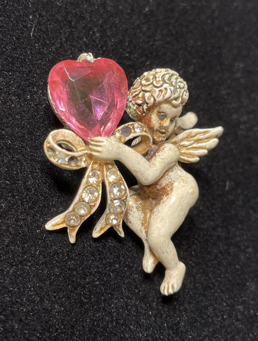 Vintage Florenza Pink Crystal Jeweled Heart white Tone Cherub Angel Pin Brooch