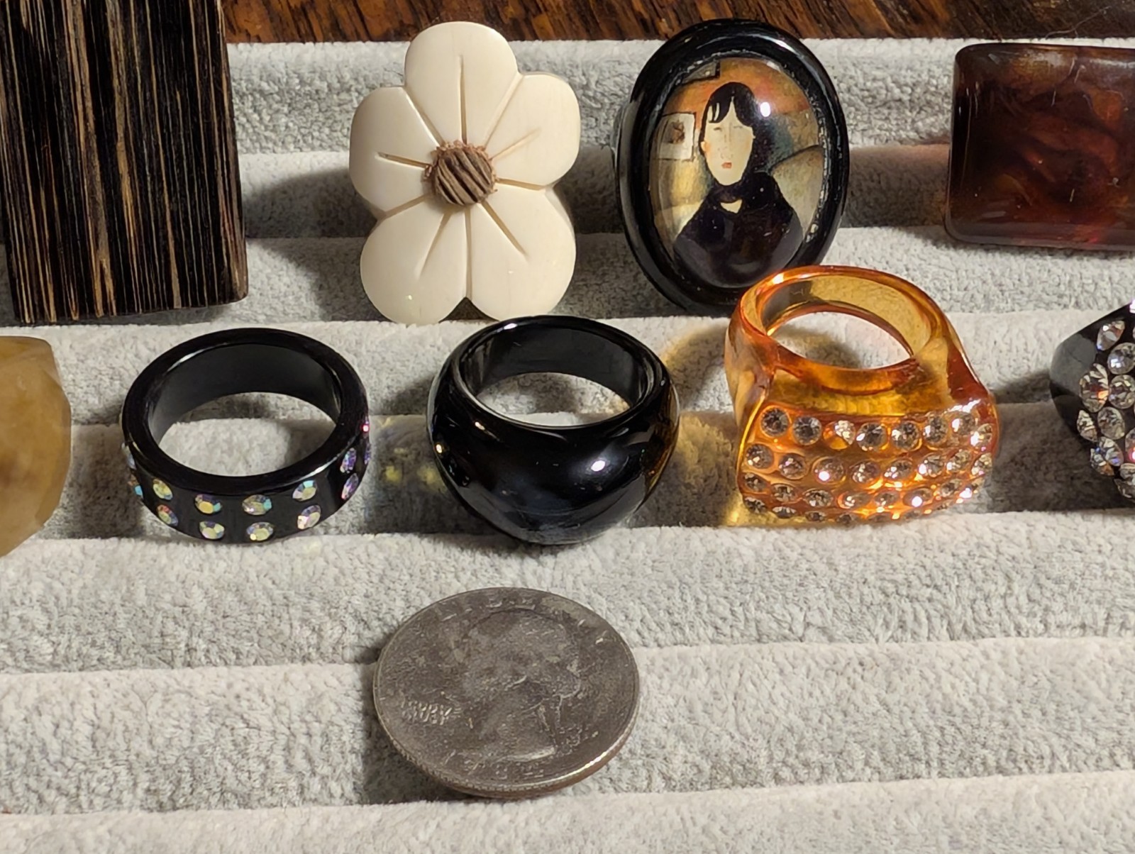11 Vintage Handmade Bakelite Lucite Stone Wood Black Coral Rings! Various Sizes!