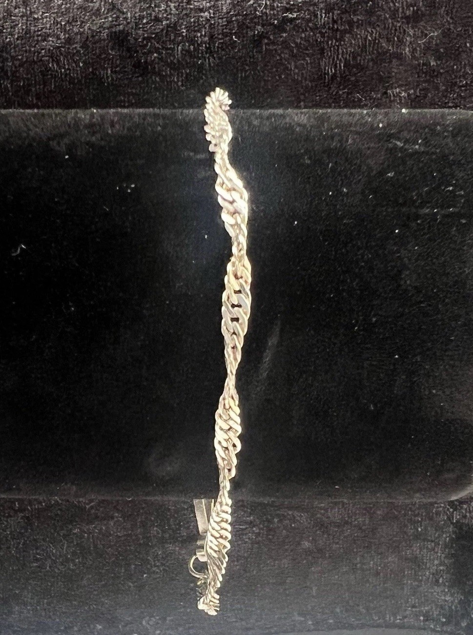 Vintage Silver-time Twist Bracelet 7″ Made By Avon Silver-tone