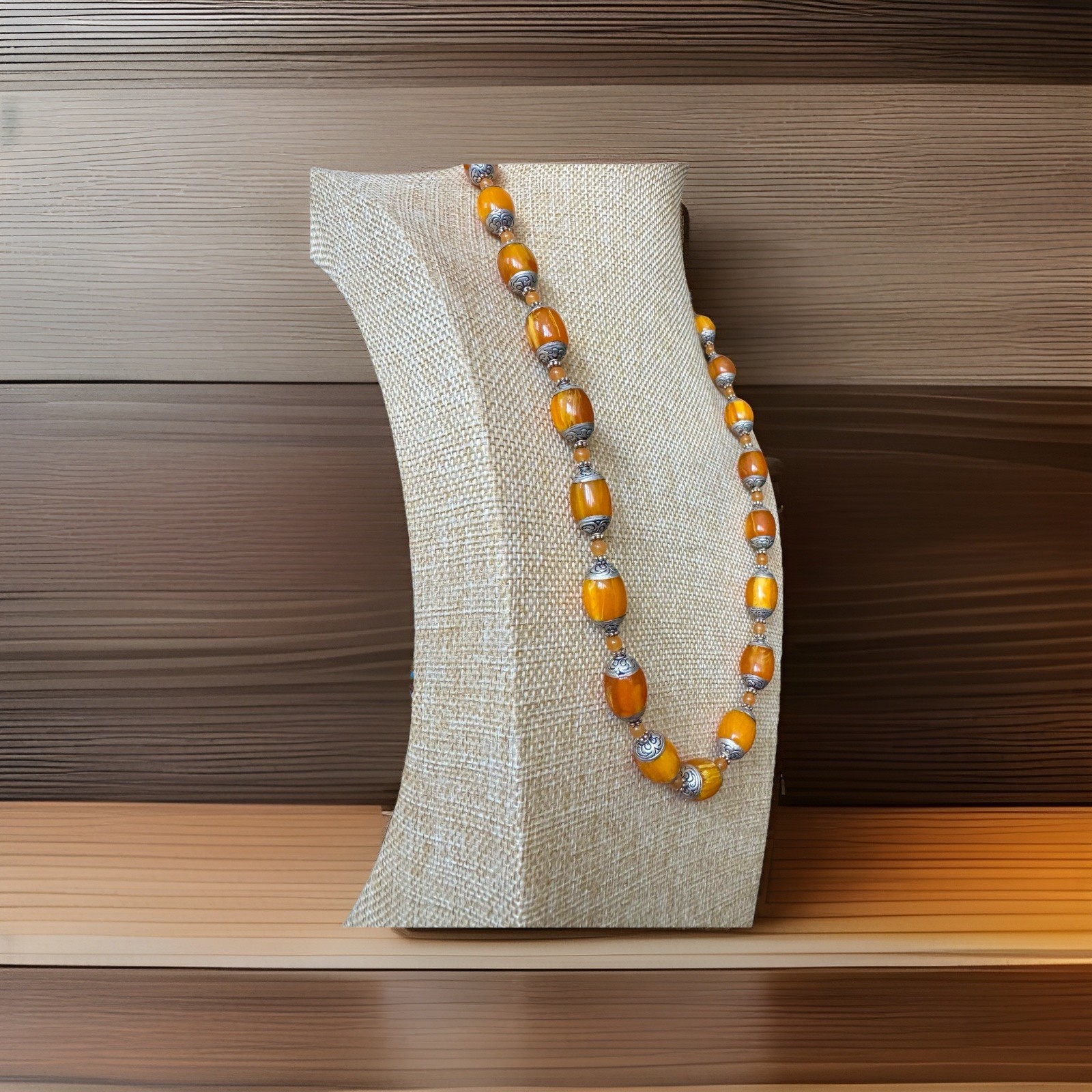 Vintage Style Ethnic Indo/Tibet Tribal Theme Silver Capped Amber Resin Necklace
