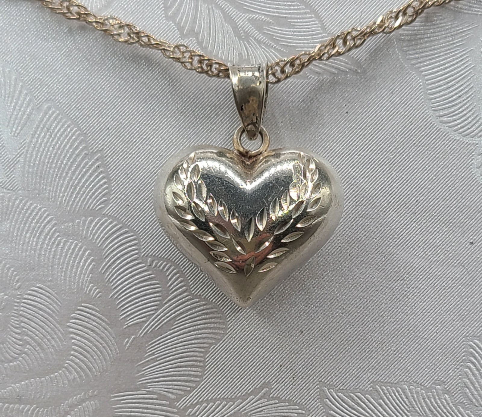 Vtg 925 Sterling Silver Diamond Cut Puff Heart Pendant Twist Chain 18” Necklace