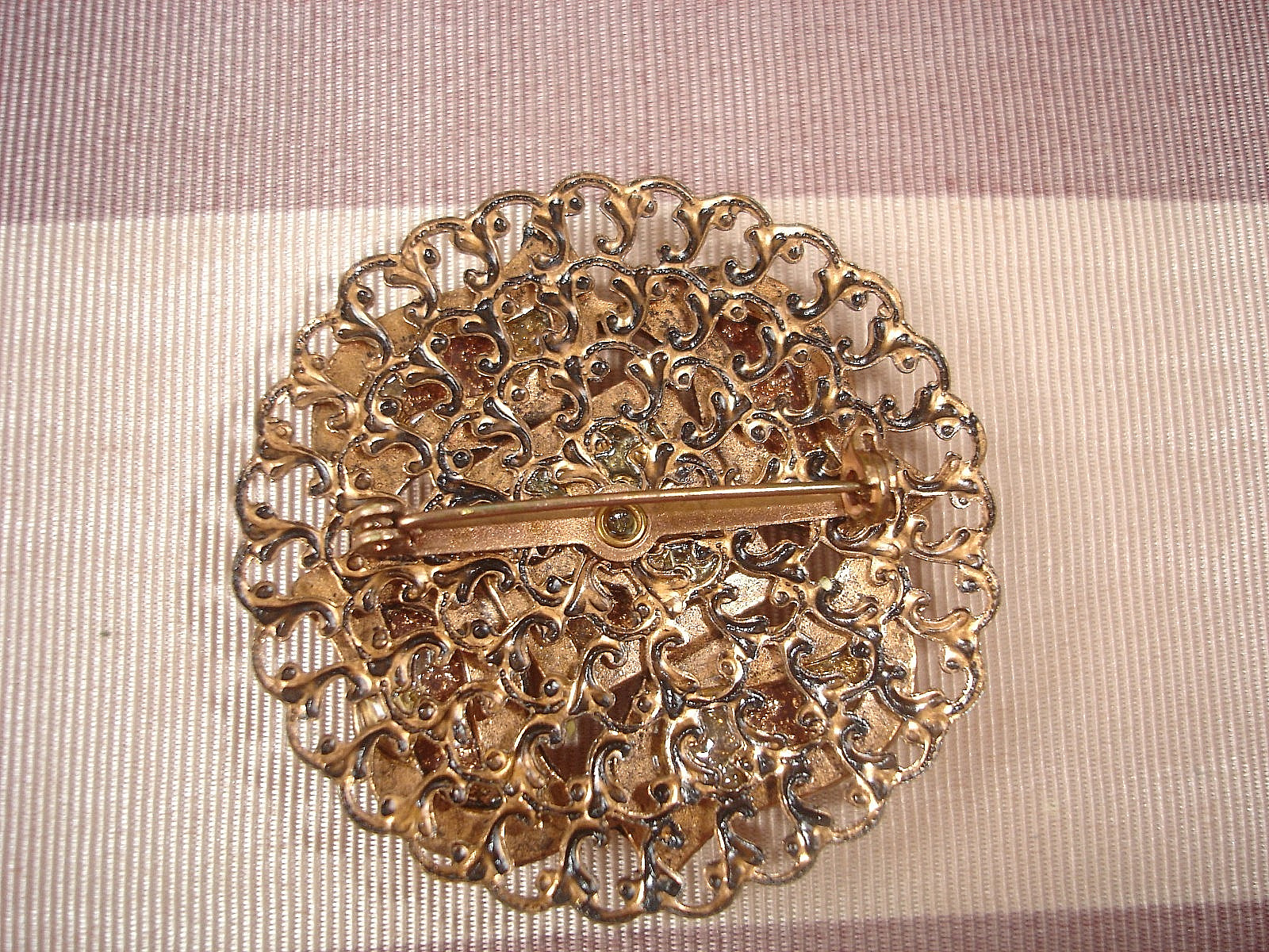 Vintage Lovely Almost 2 Inch Round Filigree Copper Sparkly GOLDSTONE Pin Brooch