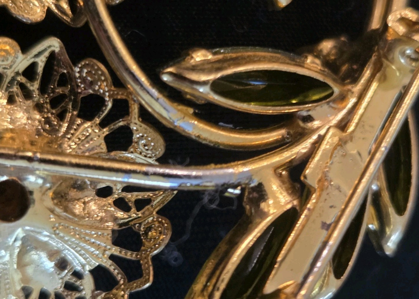 Vintage Green Rhinestone Floral Spray Brooch Gold Tone Mid Century Pin