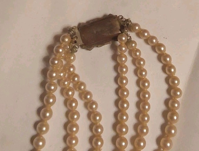 Vtg Glass Ladies Pearl 15″ Hand Knotted 3 Strand Graduated Necklace 925 Clasp