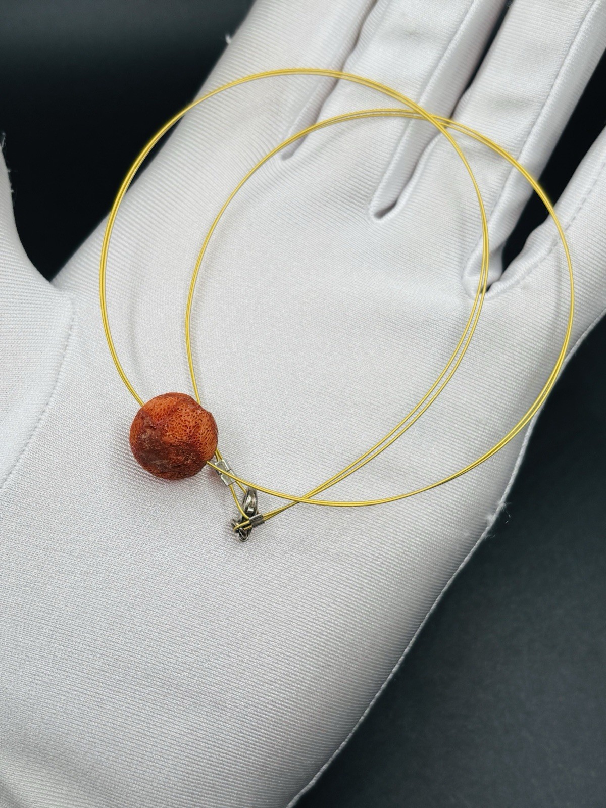 Vintage Natural Red Coral Statement Bead Pendant Wire Necklace 17.5 in