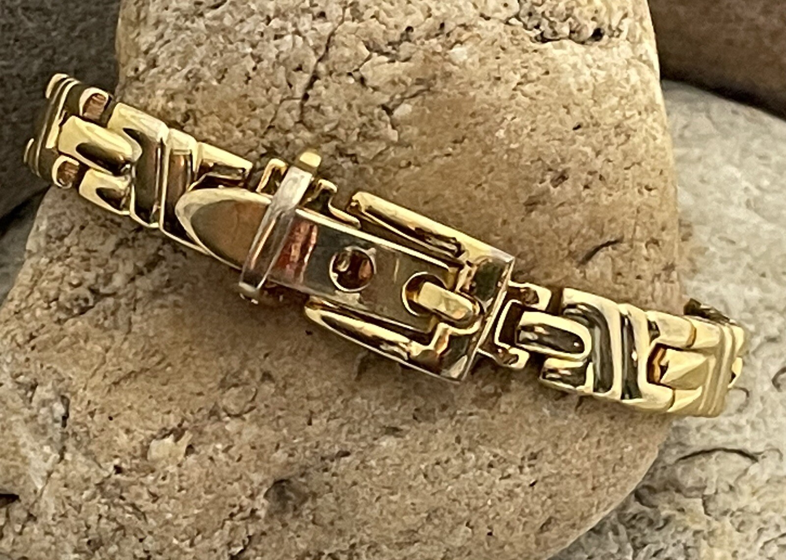 Vintage Bracelet Belt Buckle Gold Tone Link Adjustable Closure Magnetic Jewelry