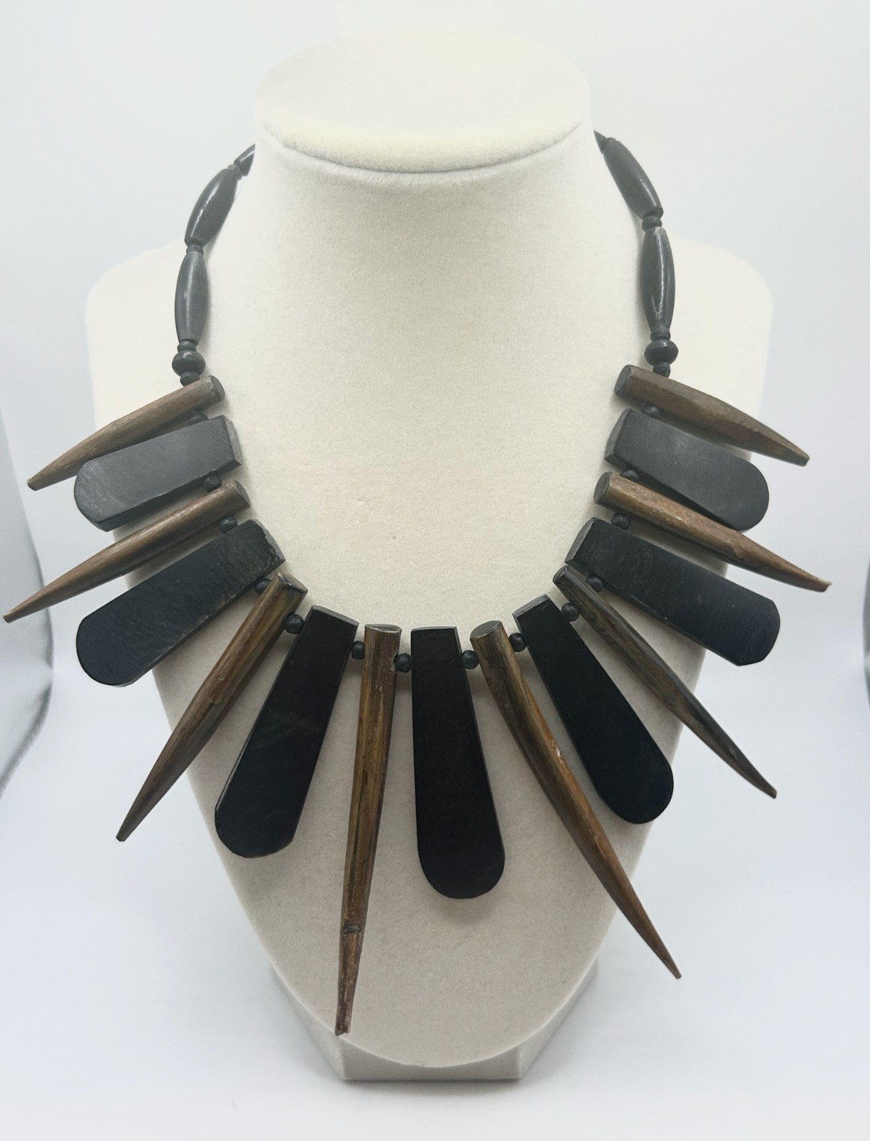 VINTAGE SCANDINAVIAN BRUTALIST NECKLACE RESIN & WOOD SPIKY BROWN BLACK UNSIGNED