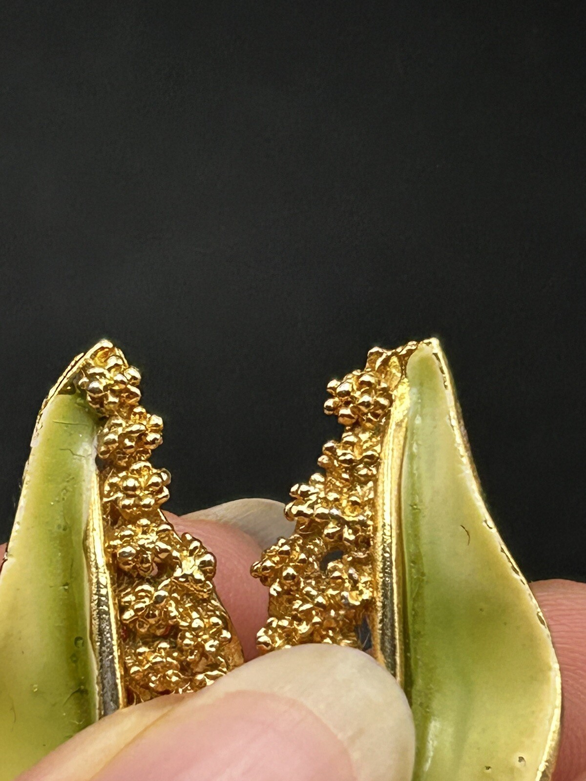 Vintage BSK Lime Green Enamel Leaf Brooch & Clip On Earrings Set