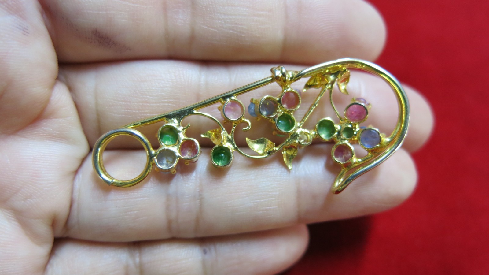 Vintage 22K Gold Plated Flower Pendant with Natural Gem Jade Ruby Cabochons