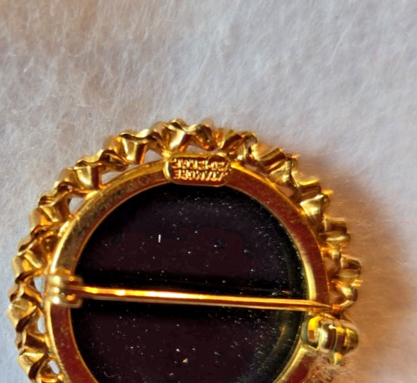 Vintage CATAMORE 1/20 12K GF Round Pin Brooch