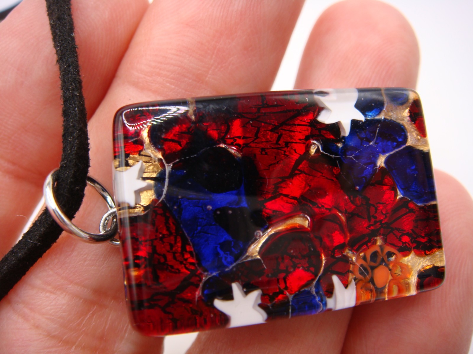 VINTAGE SIGNED MURANO GLASS RECTANGULAR PENDANT NECKLACE RED WHITE BLUE TONES