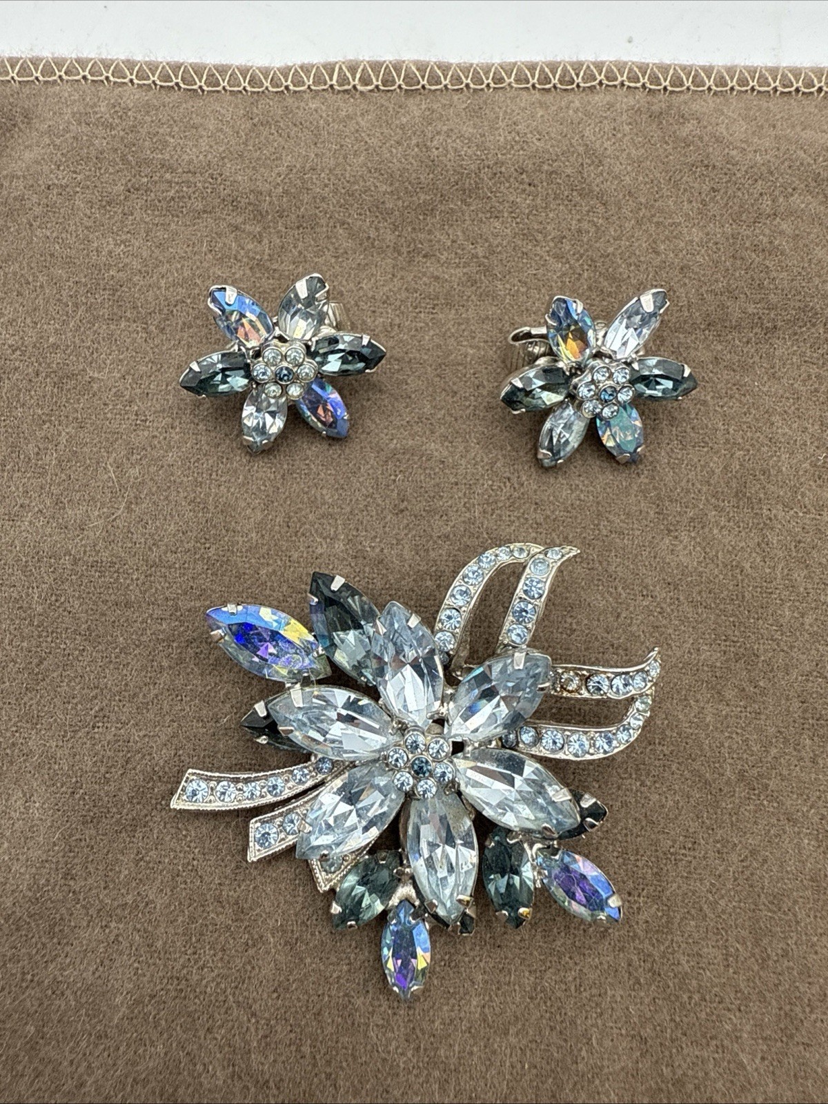 Jewelry, Earrings and Brooch Set, Weiss Signed Vintage, blue and clear stones