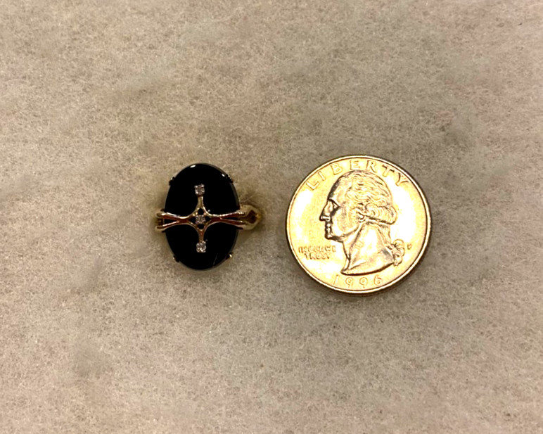 Vintage 10 Kt Onyx & Diamond Ring Size 6 1/2 – 3.6 Grams