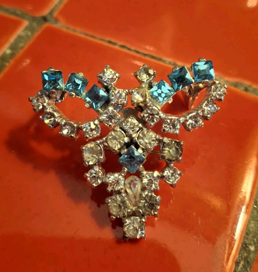 ISKIN Modular 3-in-1 Piece Convertible Brooch Pin & Clip Earrings 1940 Art Deco