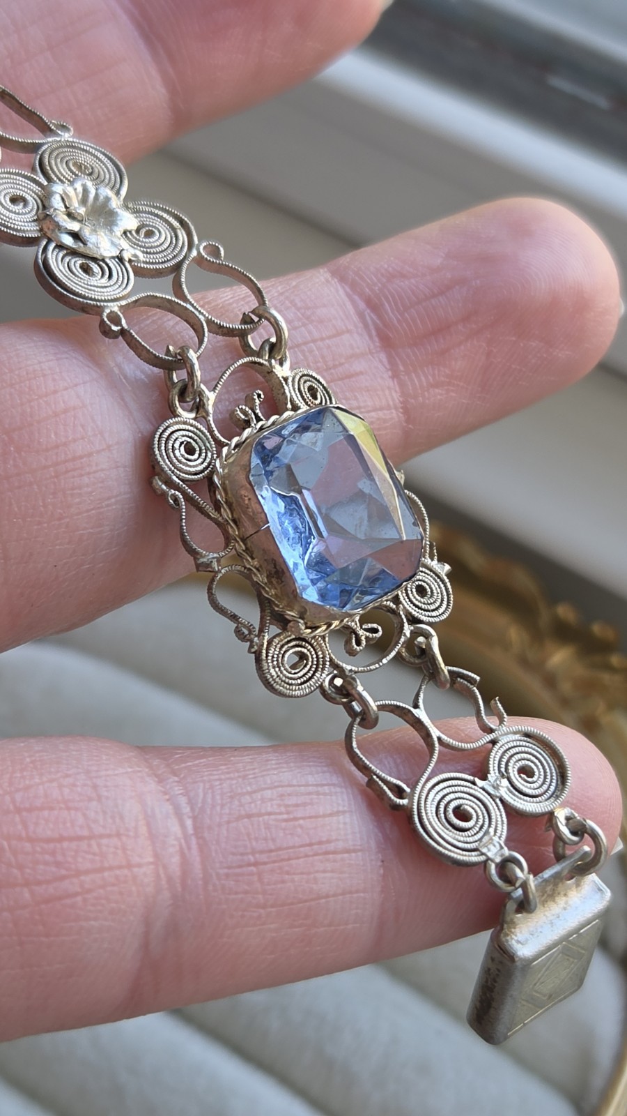Vintage Art Deco Cannetille Filigree Cameo & Topaz Bracelet 7″