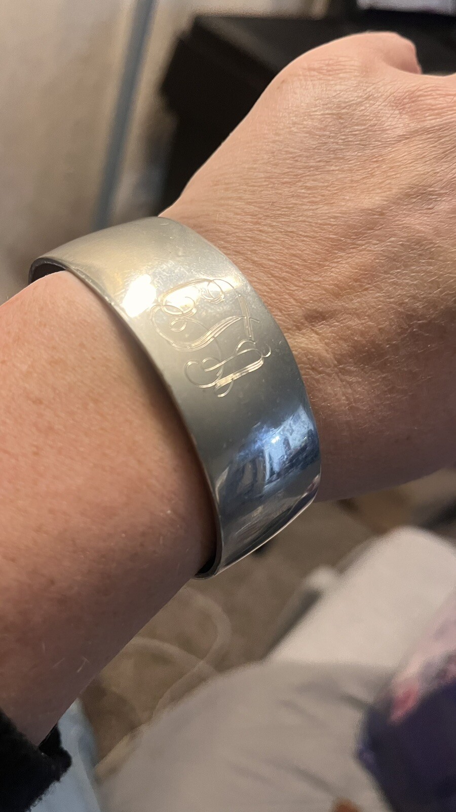 NEM Pewter USA 1″ wide Bracelet engraved cut 2 1/2″ across opening